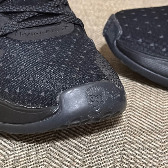 NWT Adidas Bounce DON Issue 2 Basketball GX0041 Lace up All Black Sneaker/Shoe 6 - Picture 7 of 17